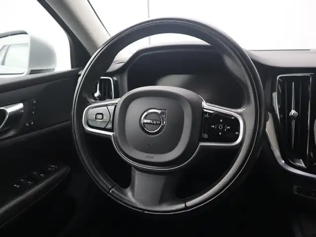 Volvo V60 view 24