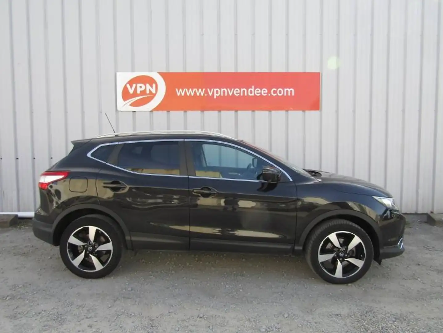 Nissan Qashqai 1.6 dCi 130ch N-Connecta Schwarz - 2