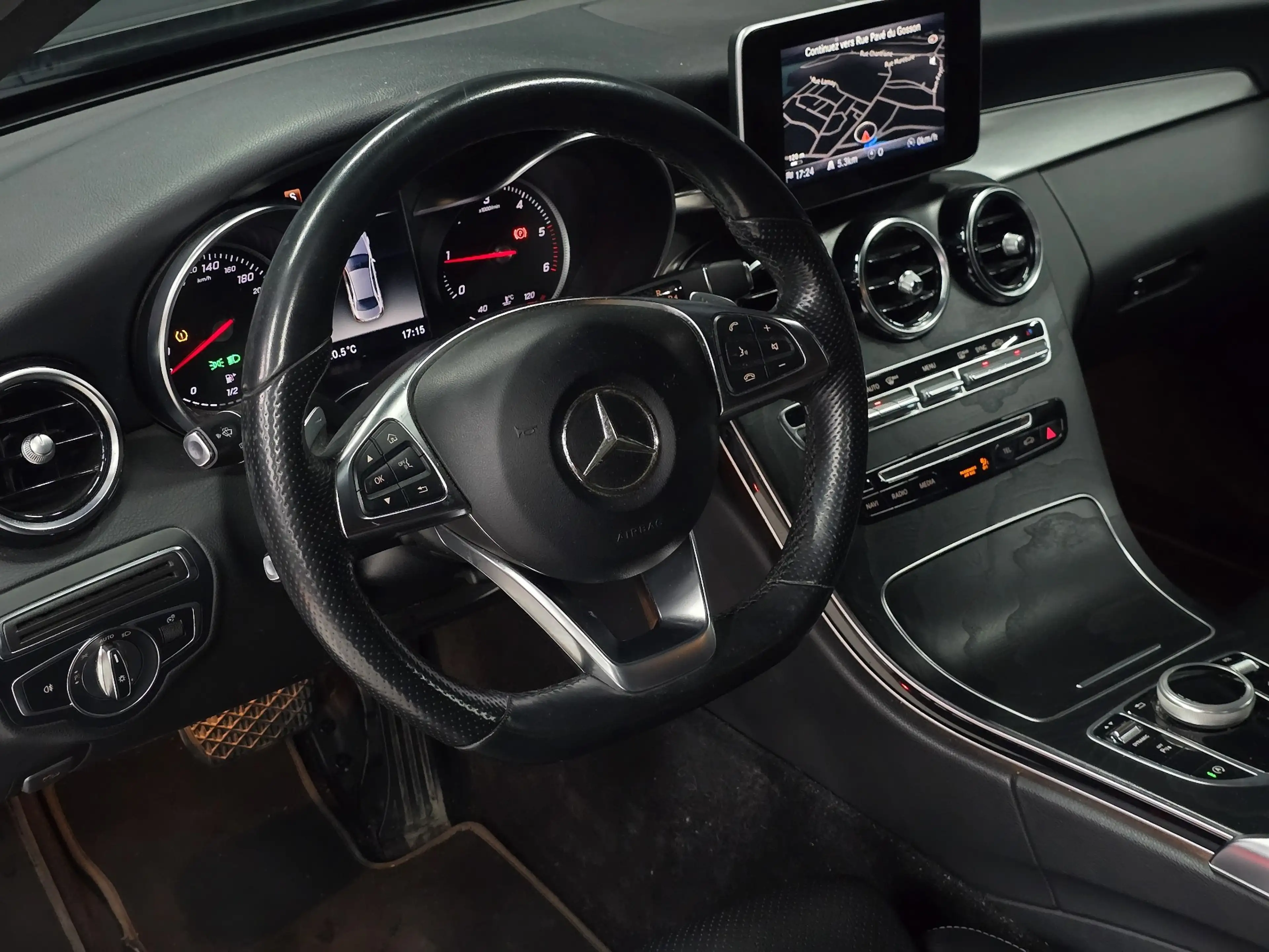 Mercedes-Benz C 180 d PACK AMG * 1er prop * Garantie * — photo 8