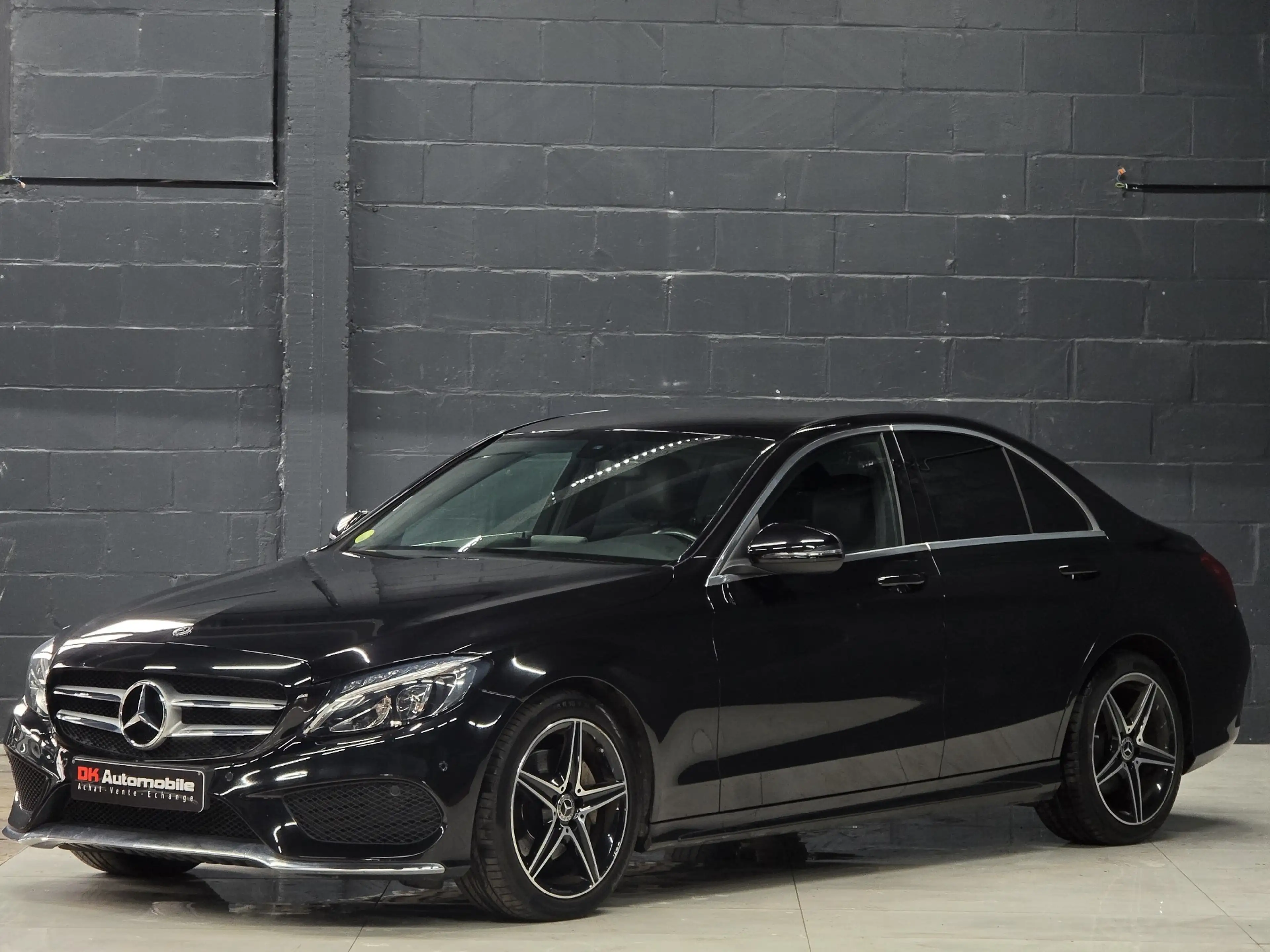 Mercedes-Benz C 180 d PACK AMG * 1er prop * Garantie * — photo 4