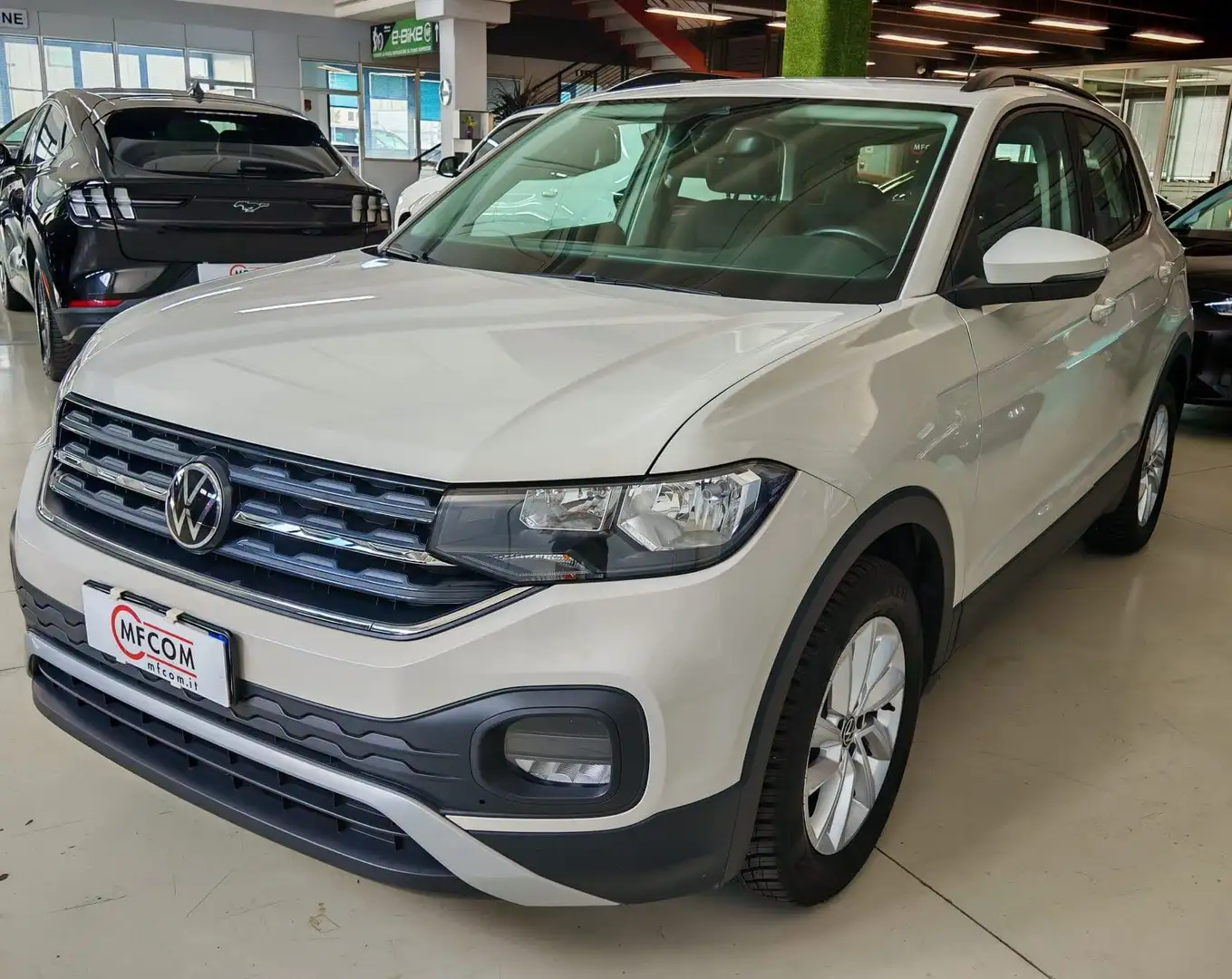 Volkswagen T-Cross 1.0 tsi Style 95cv Beige - 1