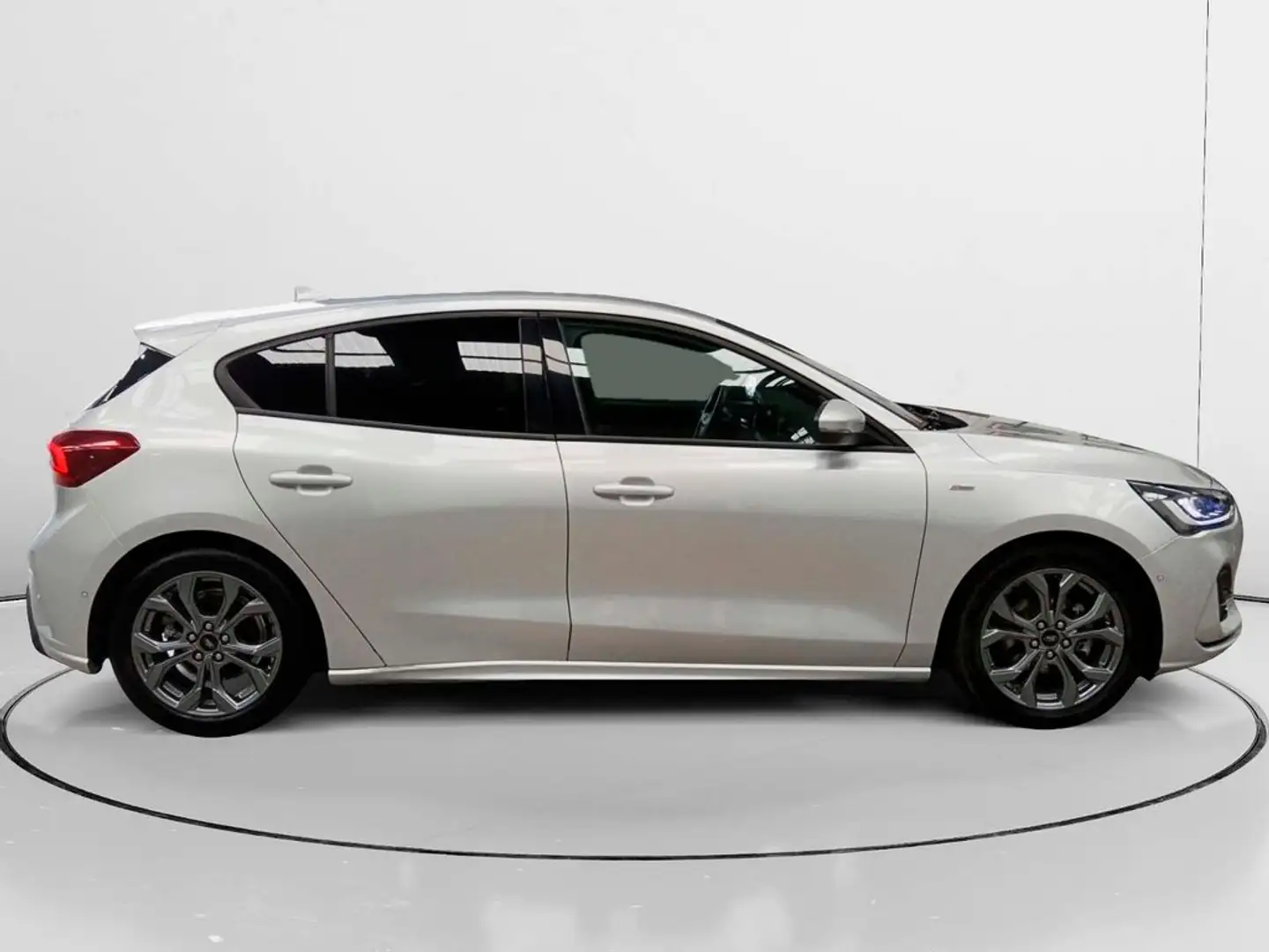Ford Focus 1.0 Ecoboost MHEV ST-Line 155 Aut. Gris - 2