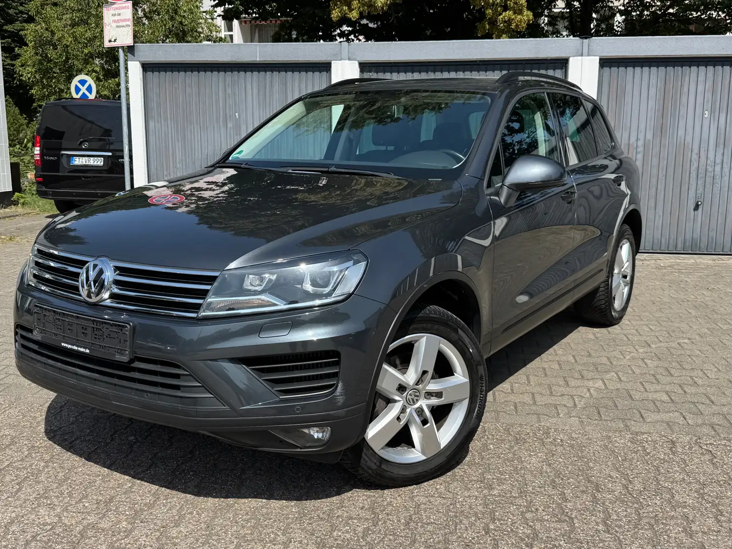 Volkswagen Touareg Touareg 3.0 TDI Blue Motion Automatik 4x4 Grau - 1