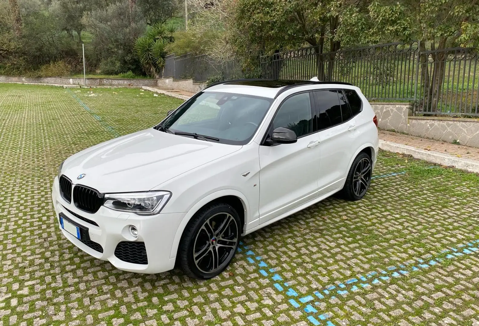 BMW X3 BMW X3 F25 LCI 20d Xdrive Msport Tetto led Bianco - 1