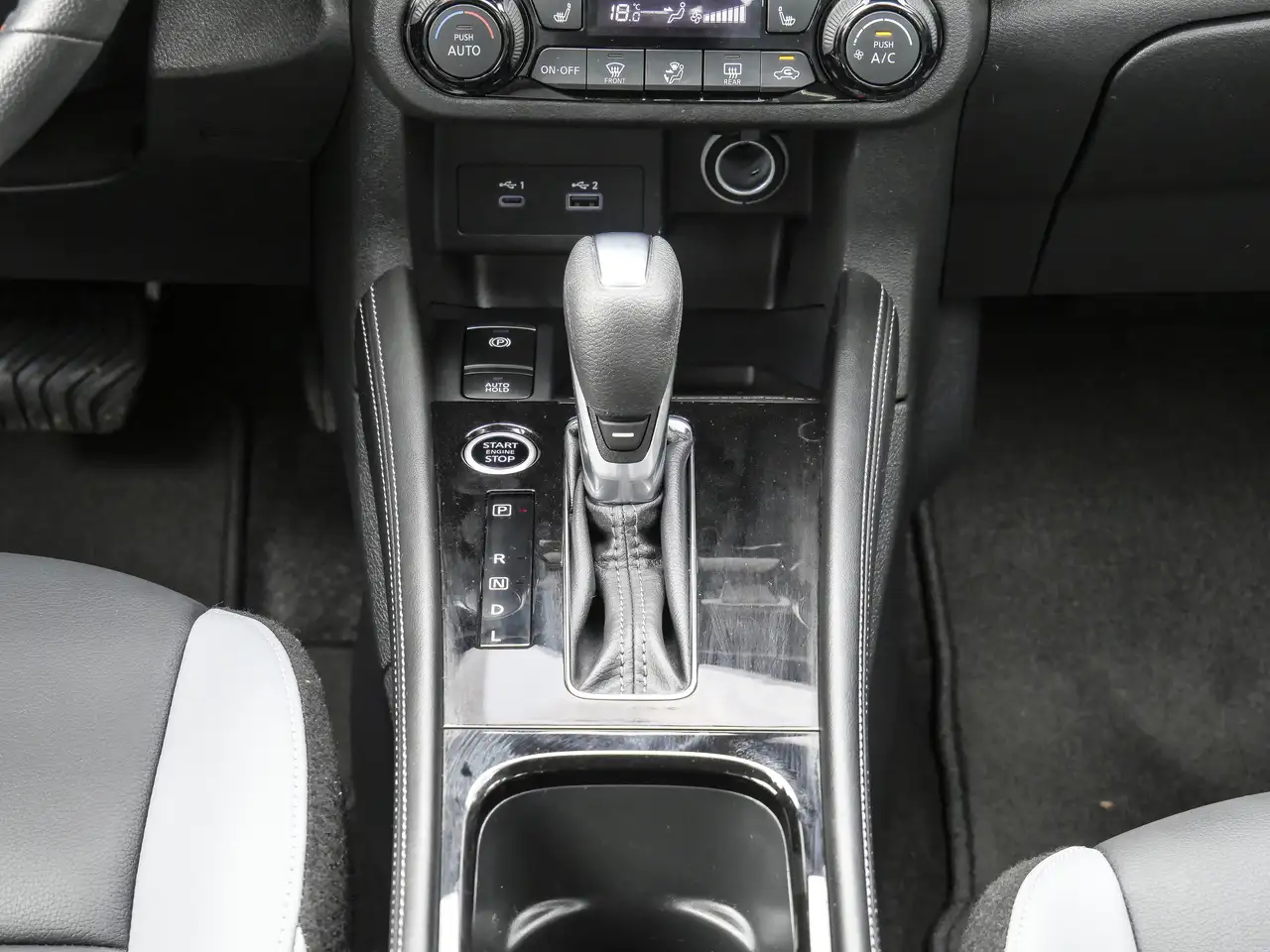Nissan Kicks fotografie Nissan Kicks
