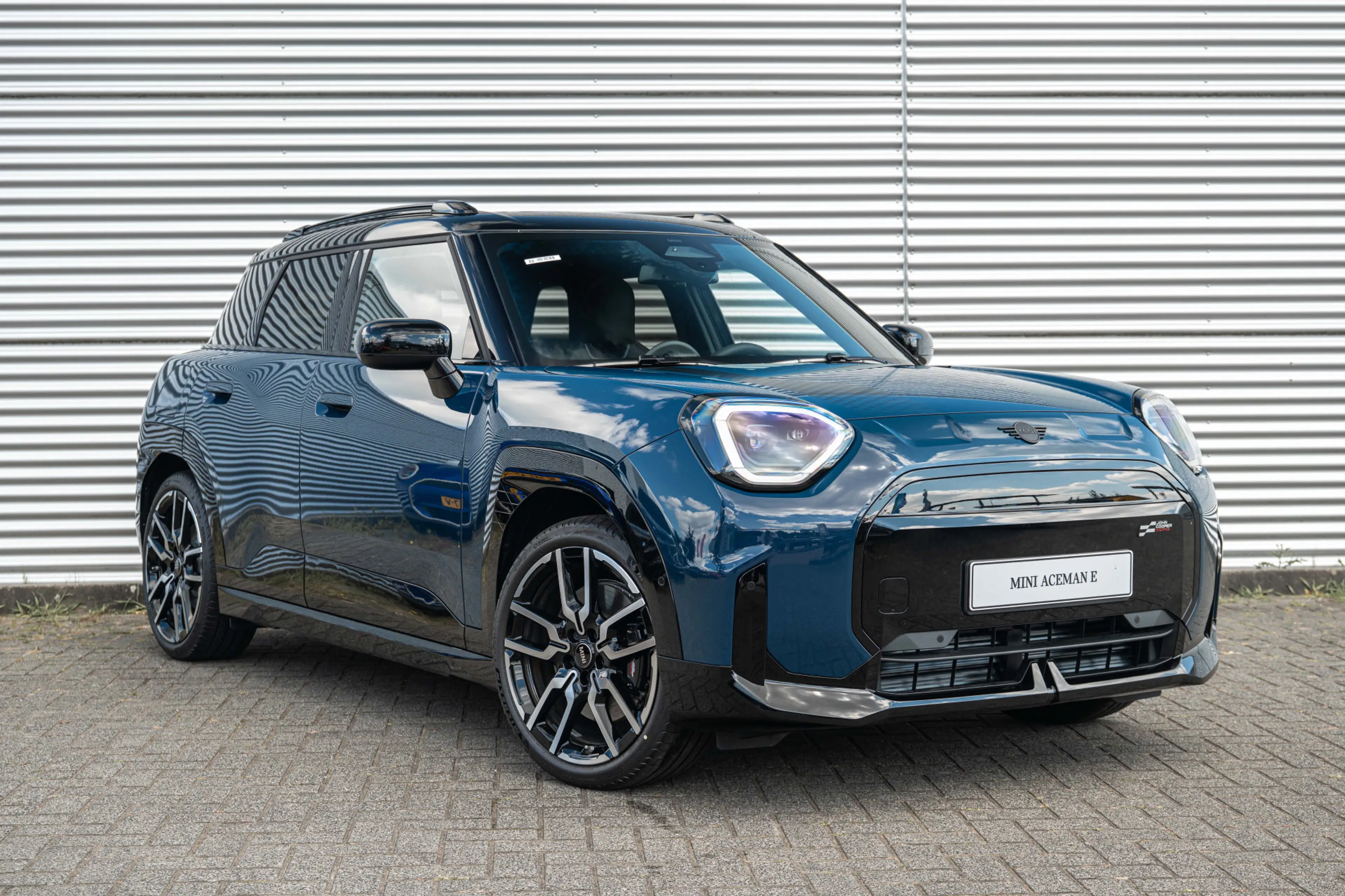MINI Aceman SE / JCW / Pakket M / 19" John Cooper Works Lap Sp — photo 14