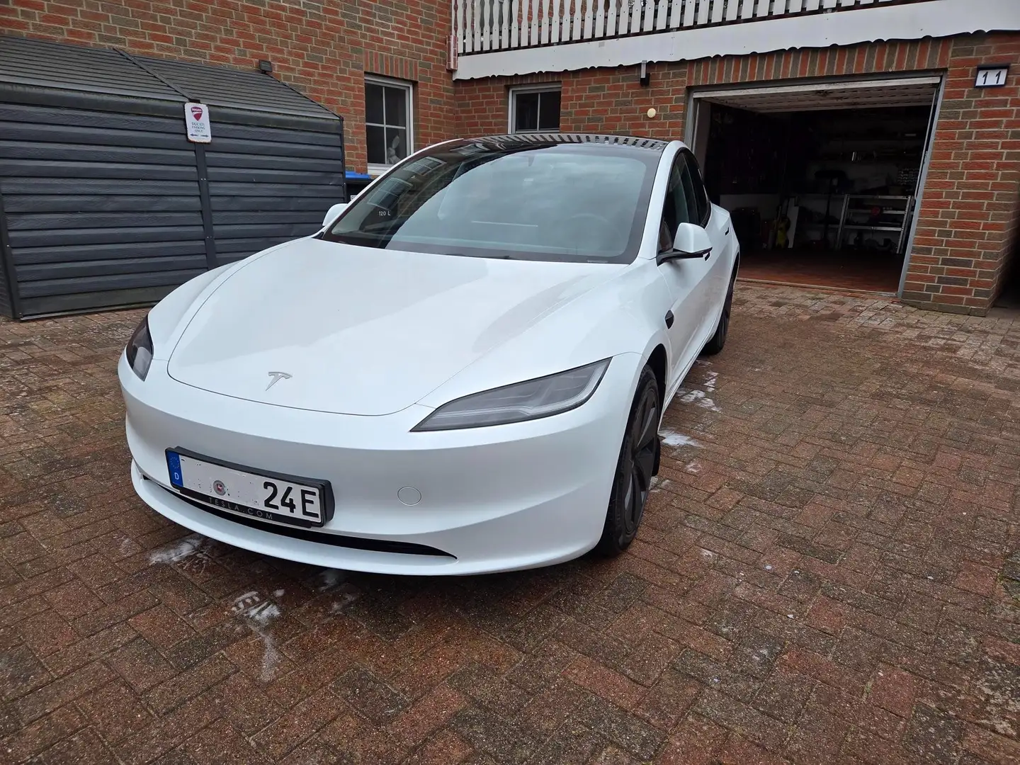 Tesla Model 3 Model 3 RWD Hinterradantrieb Weiß - 1