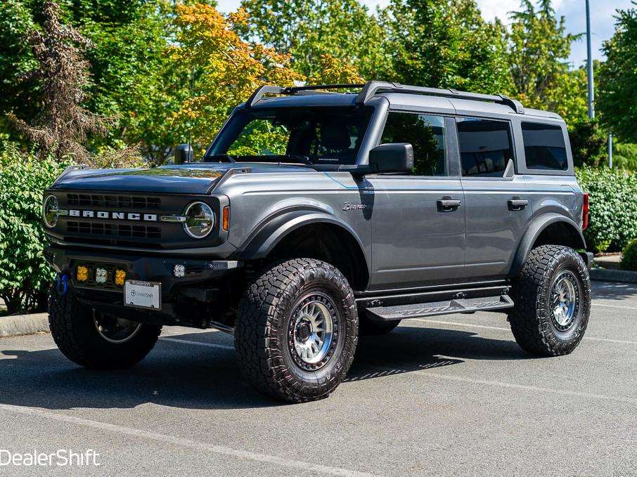 2024 Ford Bronco Black Diamond, 20K Upgrades, Fox Suspension, KMC — снимка 1