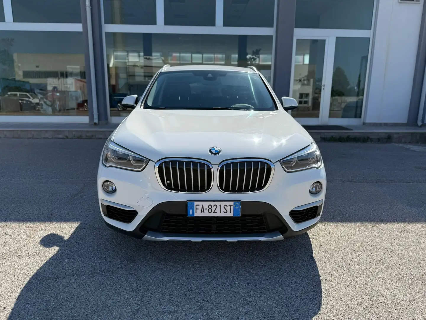 BMW X1 X1 xdrive20d Advantage auto Bianco - 2