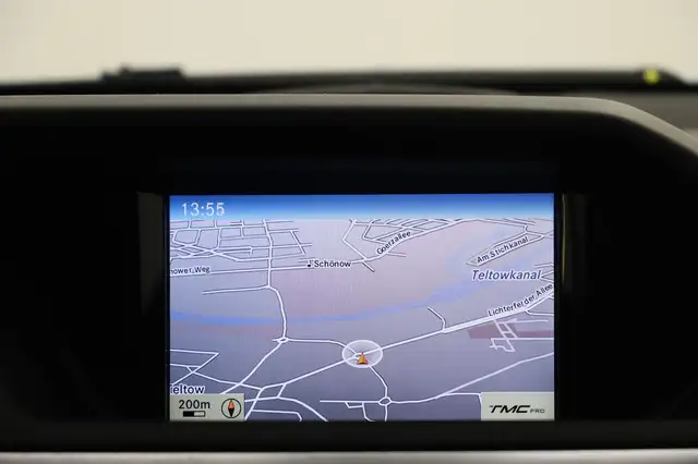 Mercedes-Benz E-Class view 16