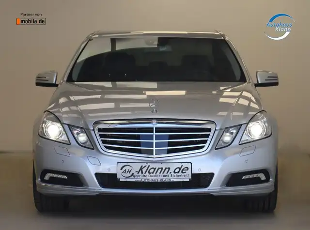 Mercedes-Benz E-Class view 2