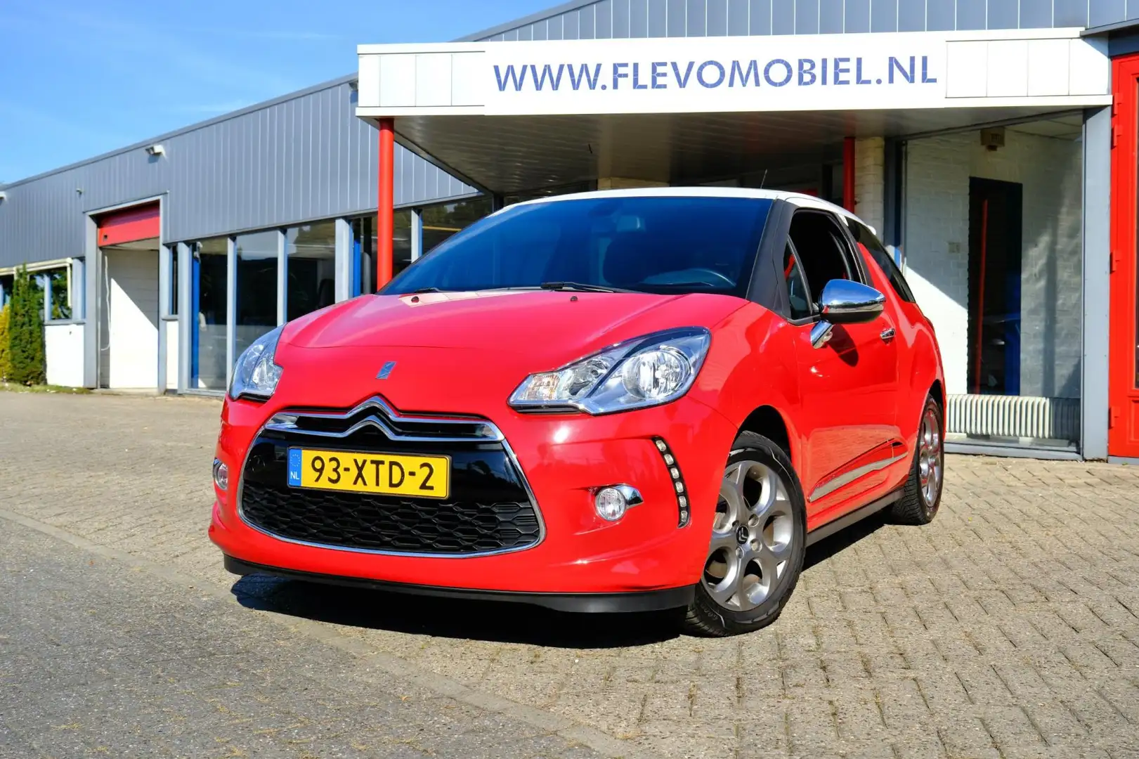Citroen DS3 1.4 e-HDi Chic Aut. Navi|Clima|Cruise|LMV Rood - 1