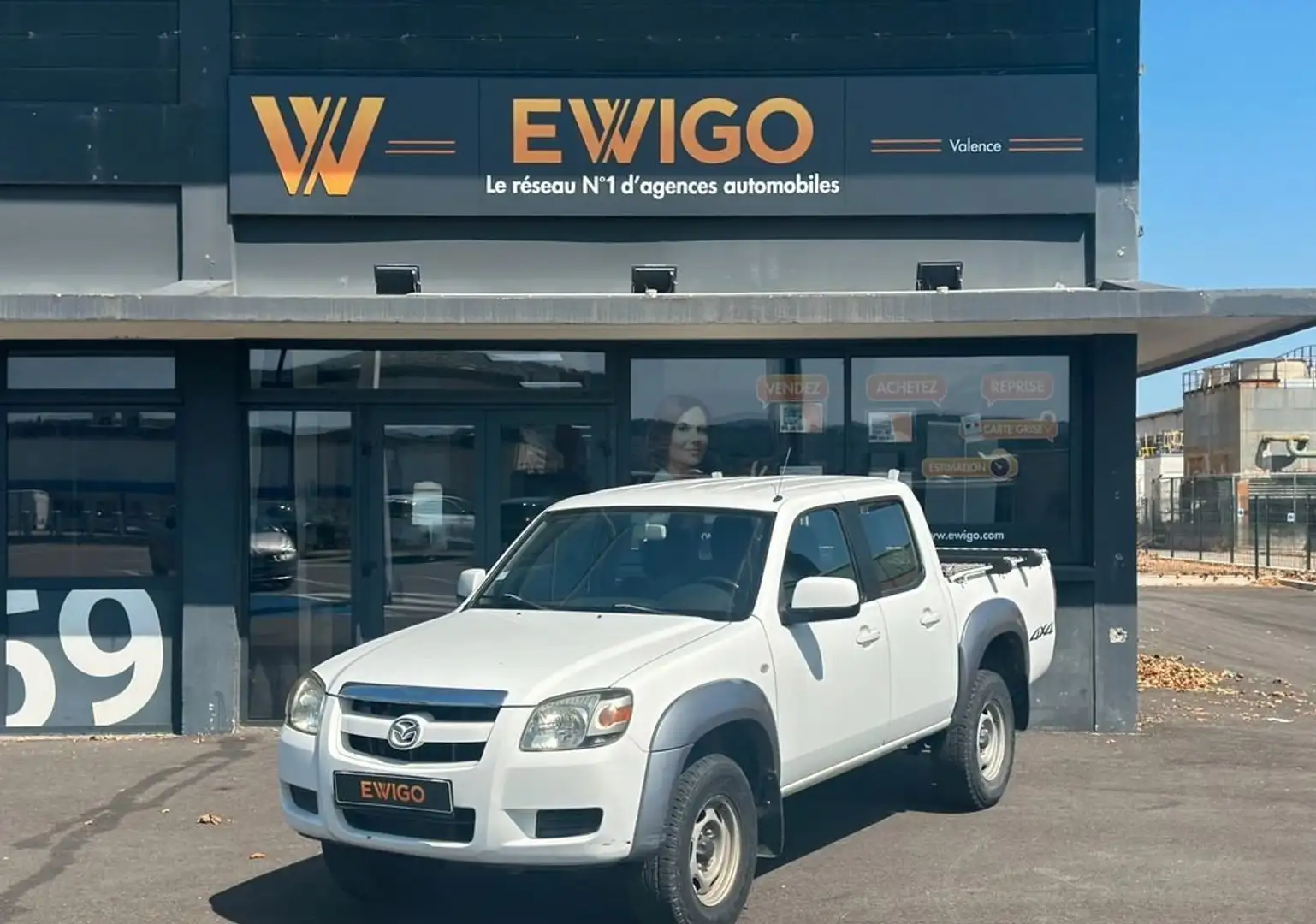Mazda BT-50 BT50 DOUBLE CABINE 2.5 145ch 4WD Weiß - 1