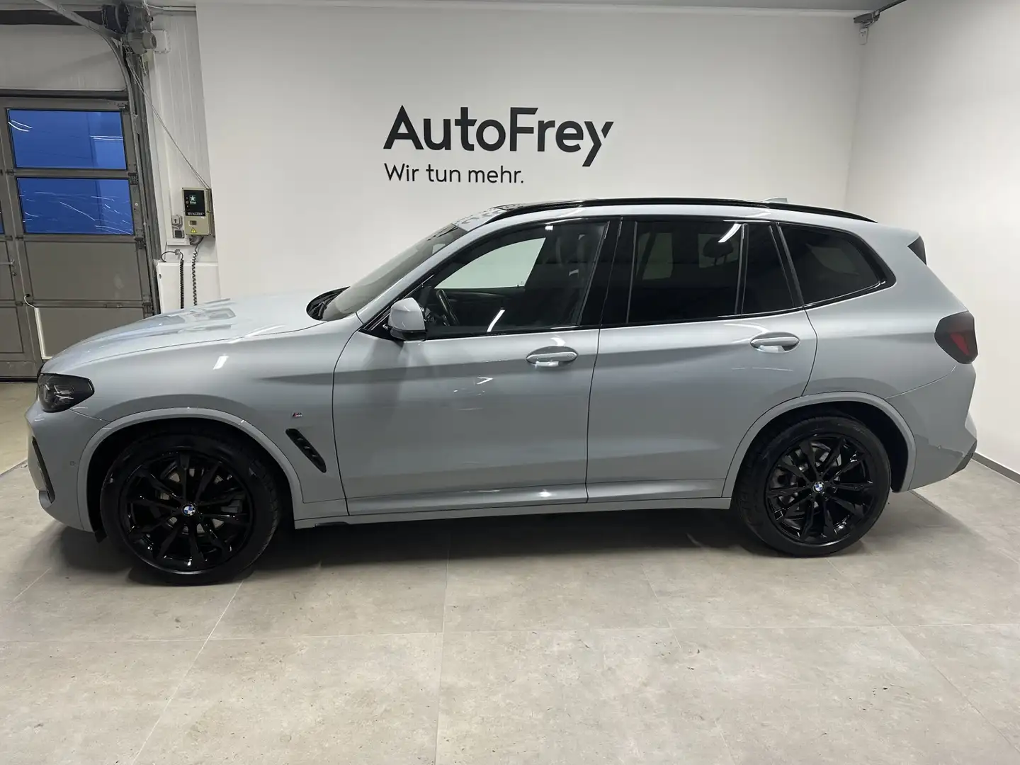 BMW X3 xDrive 20d Grau - 2