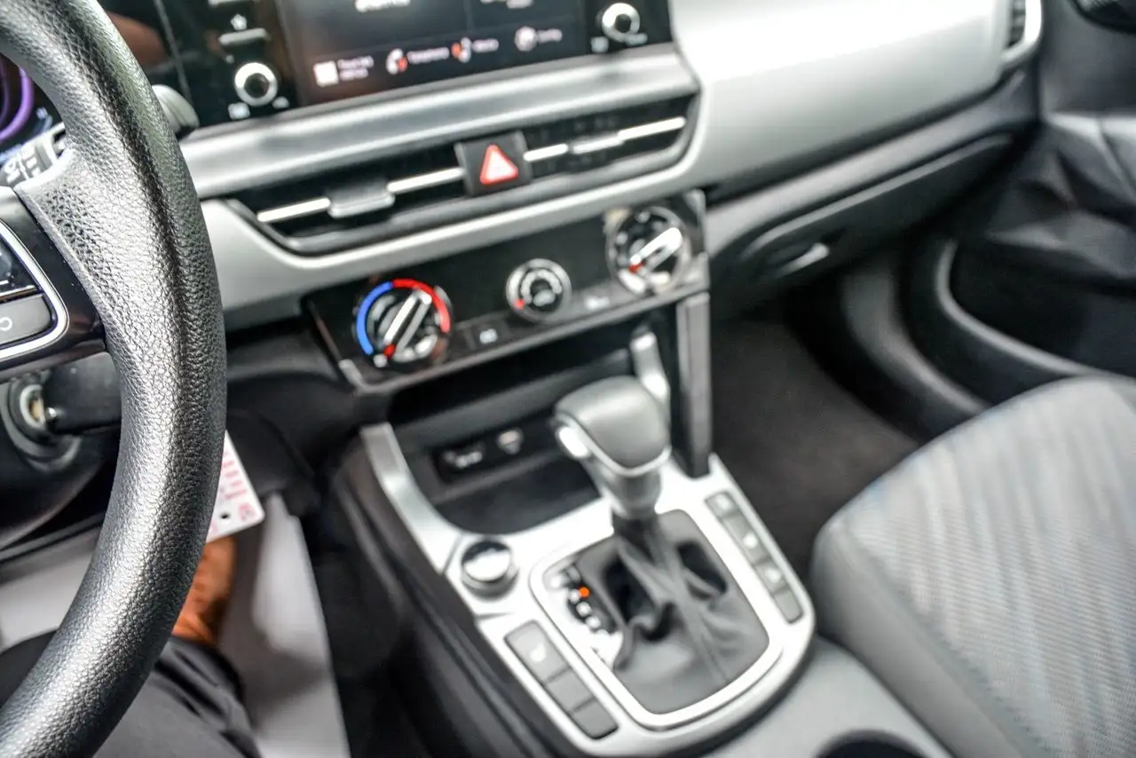 Kia Seltos снимка Kia Seltos