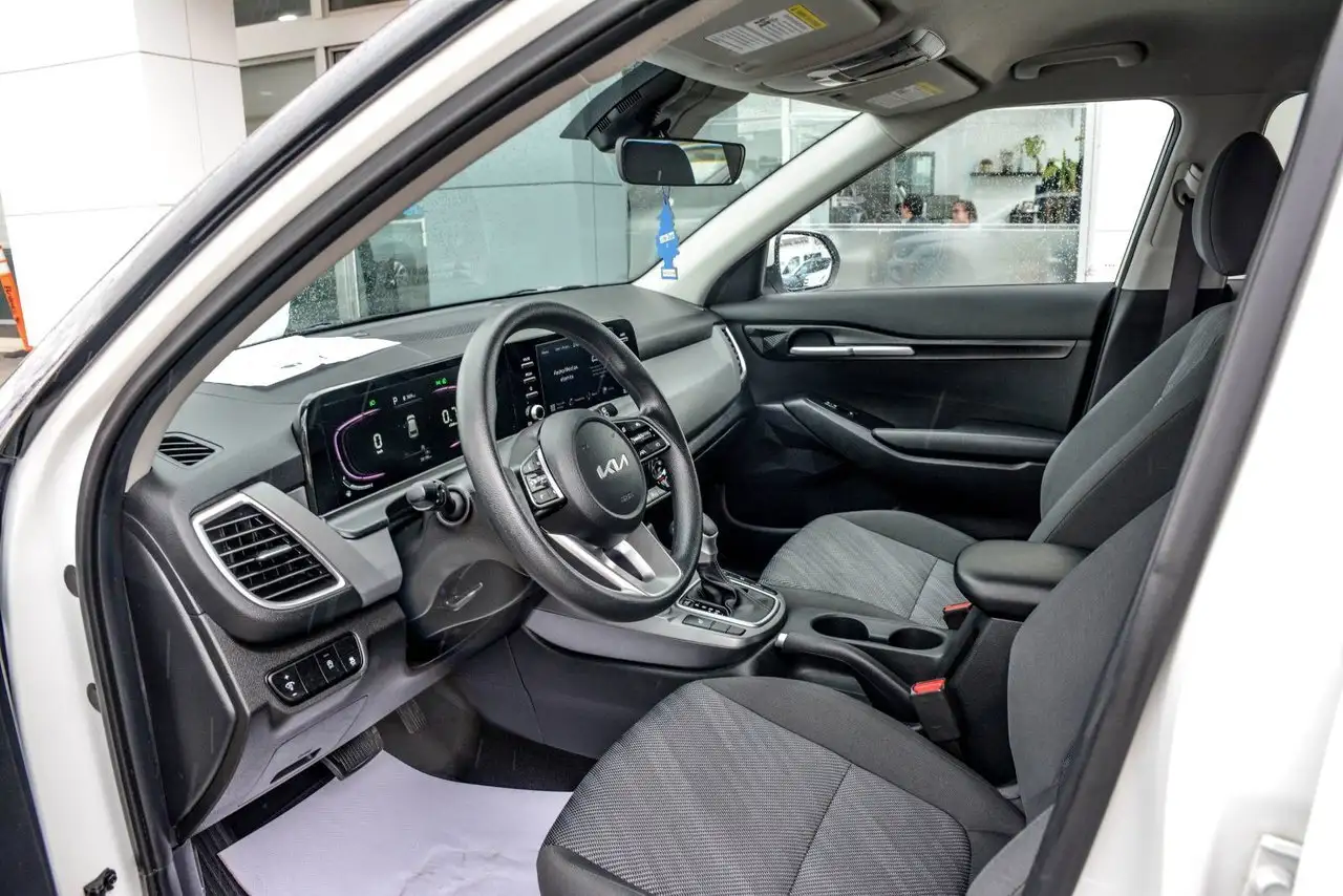 Kia Seltos снимка Kia Seltos