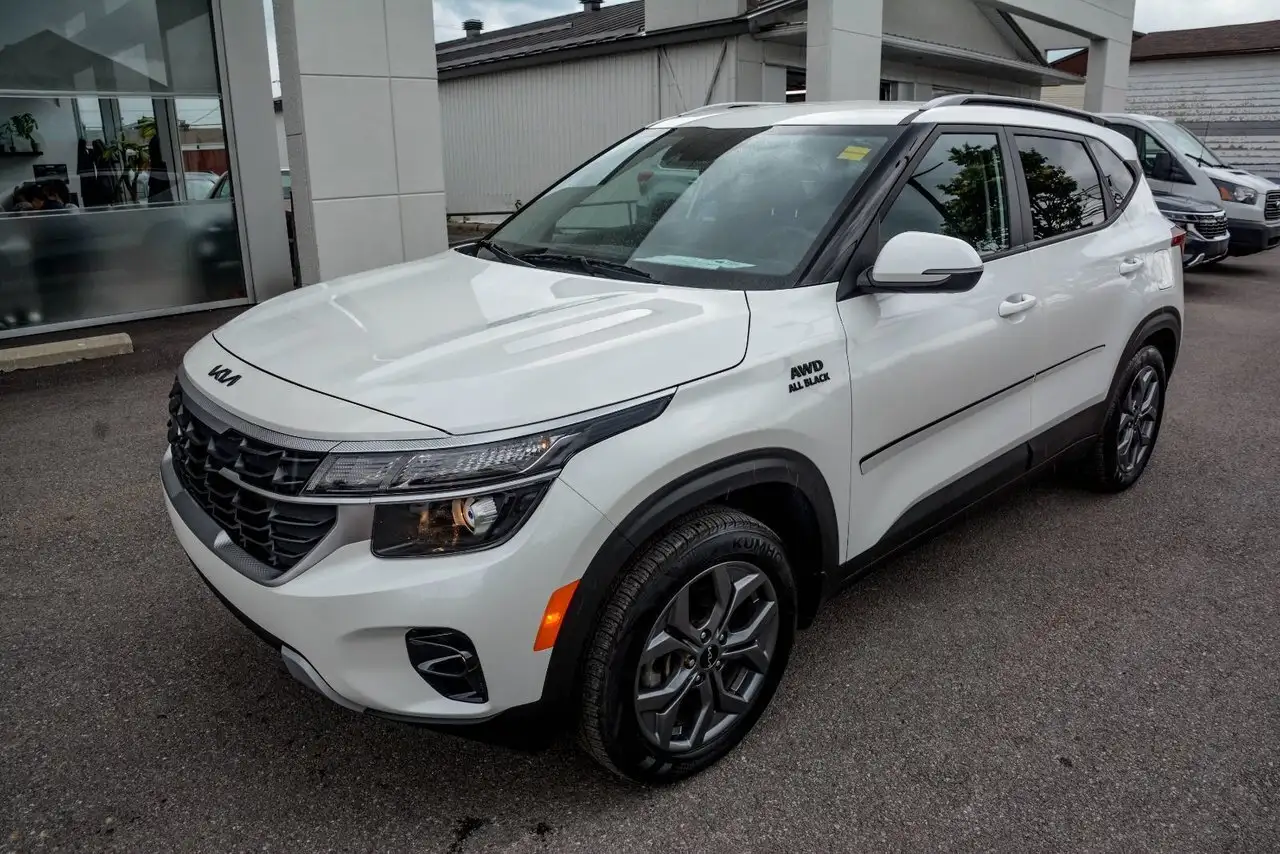 Kia Seltos снимка Kia Seltos