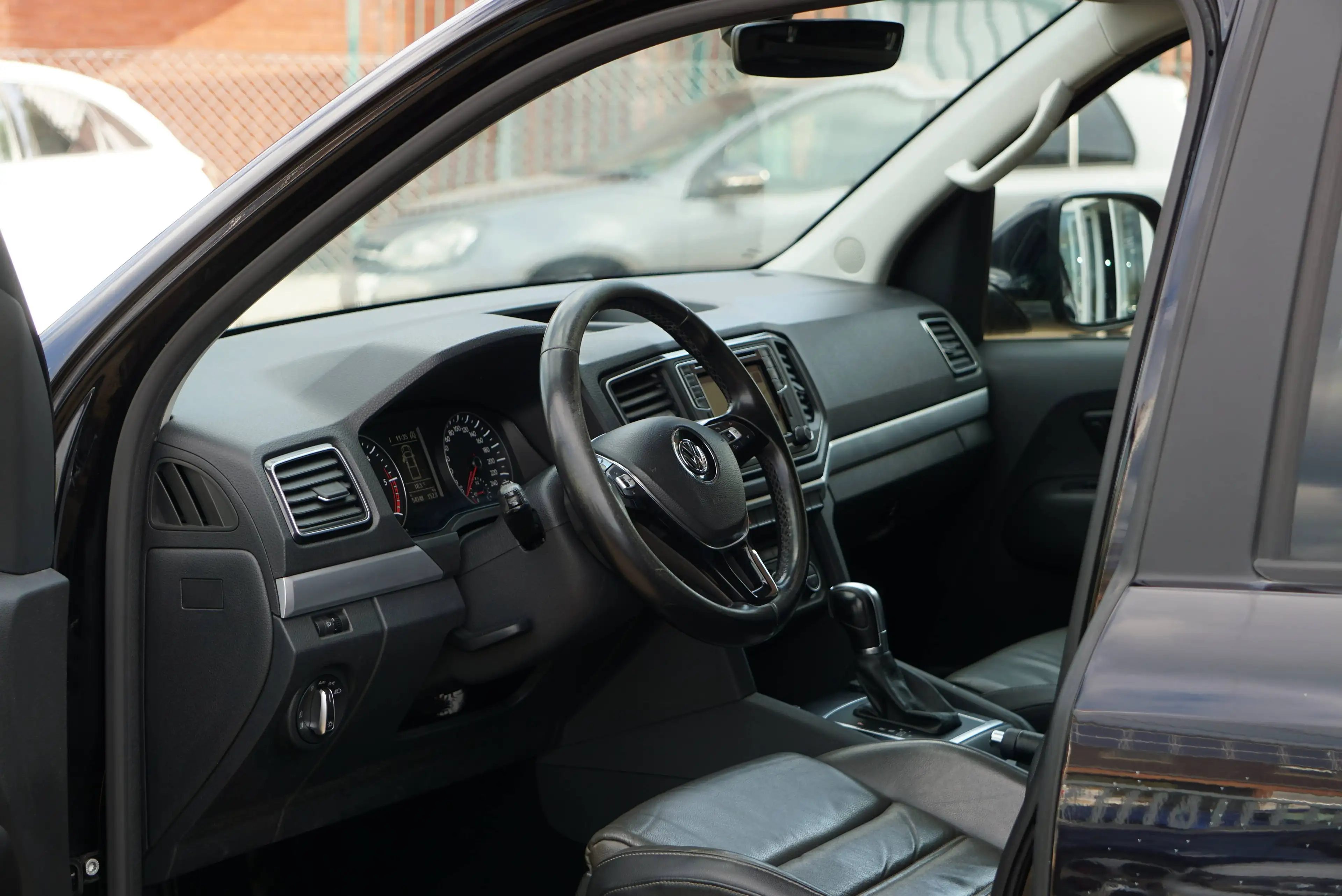 Volkswagen Amarok 3.0 V6 TDi 4Motion Highline TVA-BTW RECUP / CARNET COMPLET AUTO HARDTOP NAVI CAMERA UTILITAIRE — photo 6