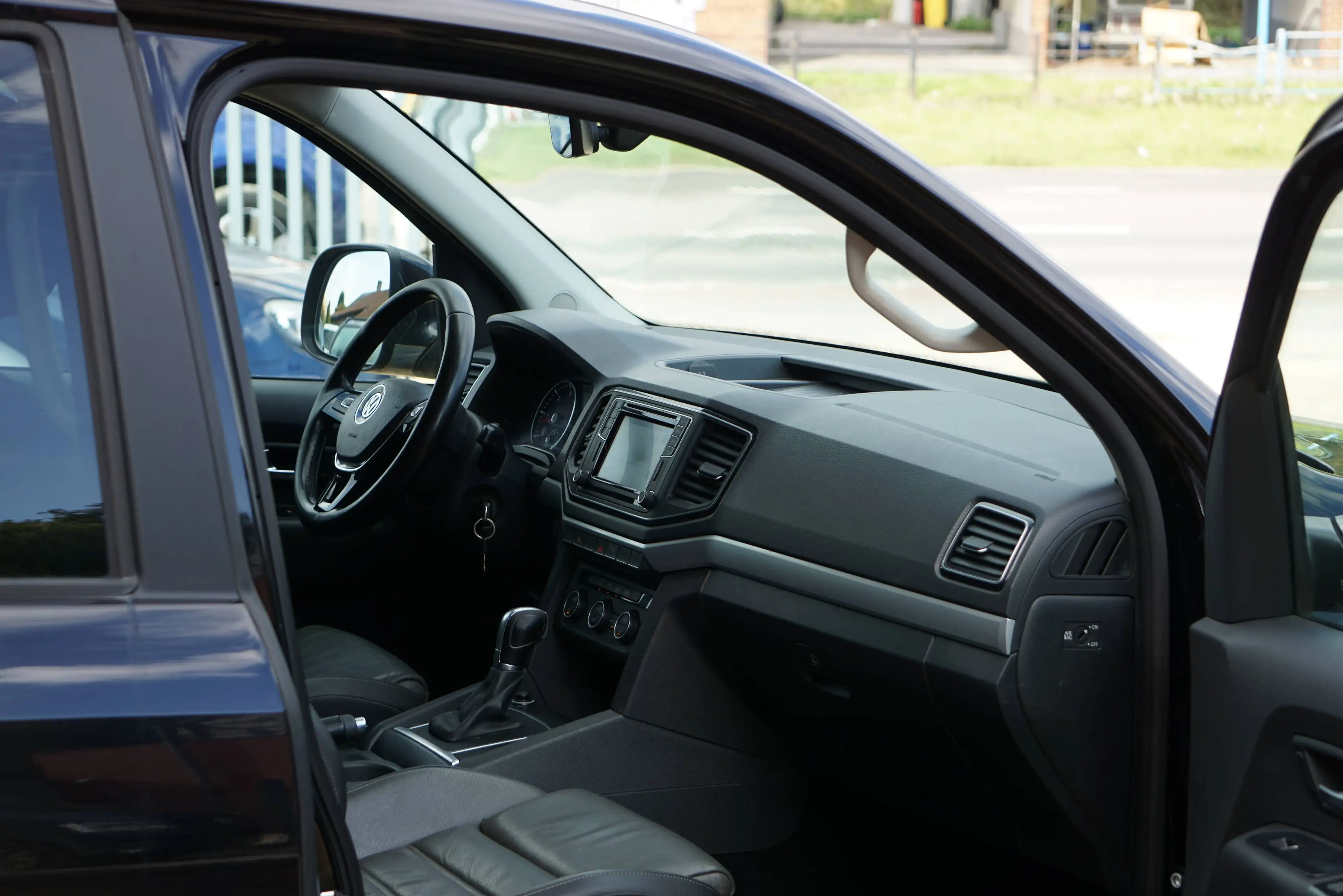 Volkswagen Amarok 3.0 V6 TDi 4Motion Highline TVA-BTW RECUP / CARNET COMPLET AUTO HARDTOP NAVI CAMERA UTILITAIRE — photo 11