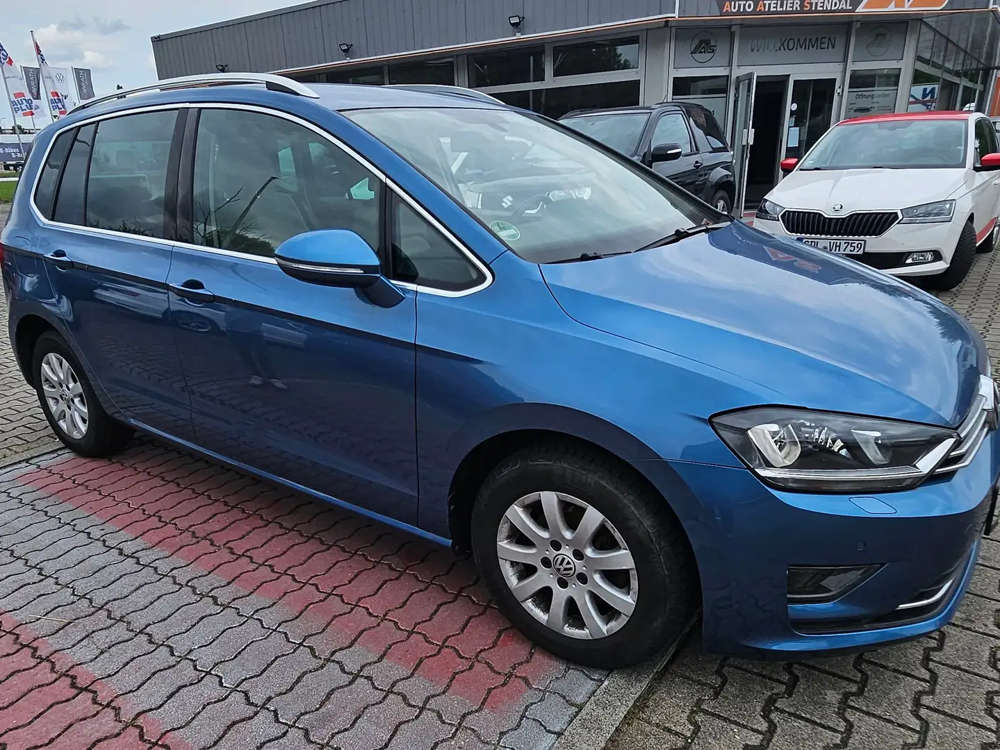 Volkswagen Golf Sportsvan Highline BMT/Start-Stopp Modrá - 1