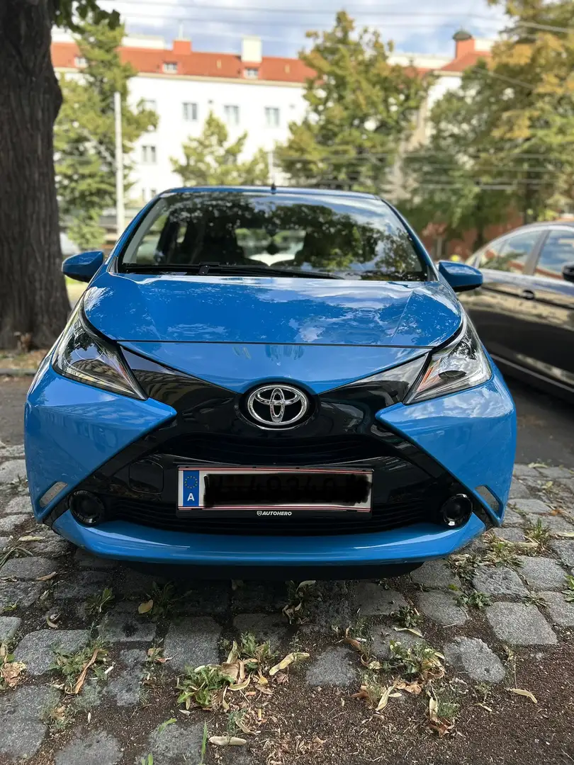 Toyota Aygo (Reserved)Toyota Aygo 1.0 VVT-i | 70PS / 51KW L Blau - 1