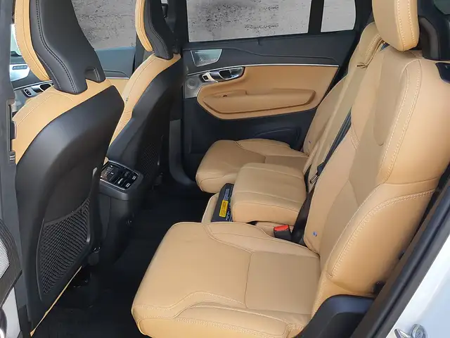 Volvo XC90 B5 AWD Ultra Bright 7-sitzer Ansicht 12