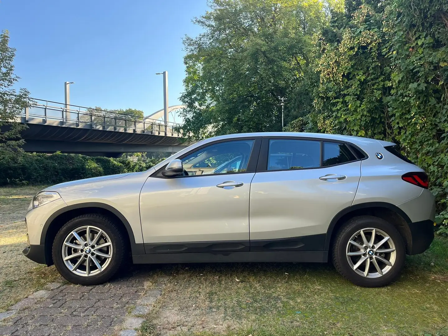 BMW X2 X2 sDrive18i Argent - 2