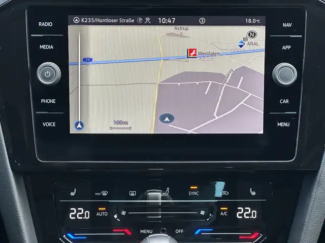 Volkswagen Passat view 16