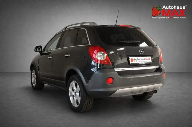 Opel Antara view 3