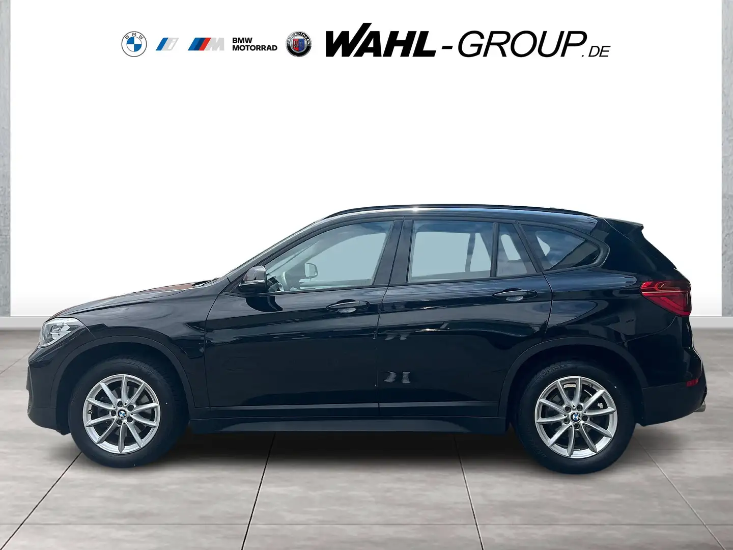 BMW X1 sDrive18i Navi PDC Active Guard SHZ DAB Schwarz - 2
