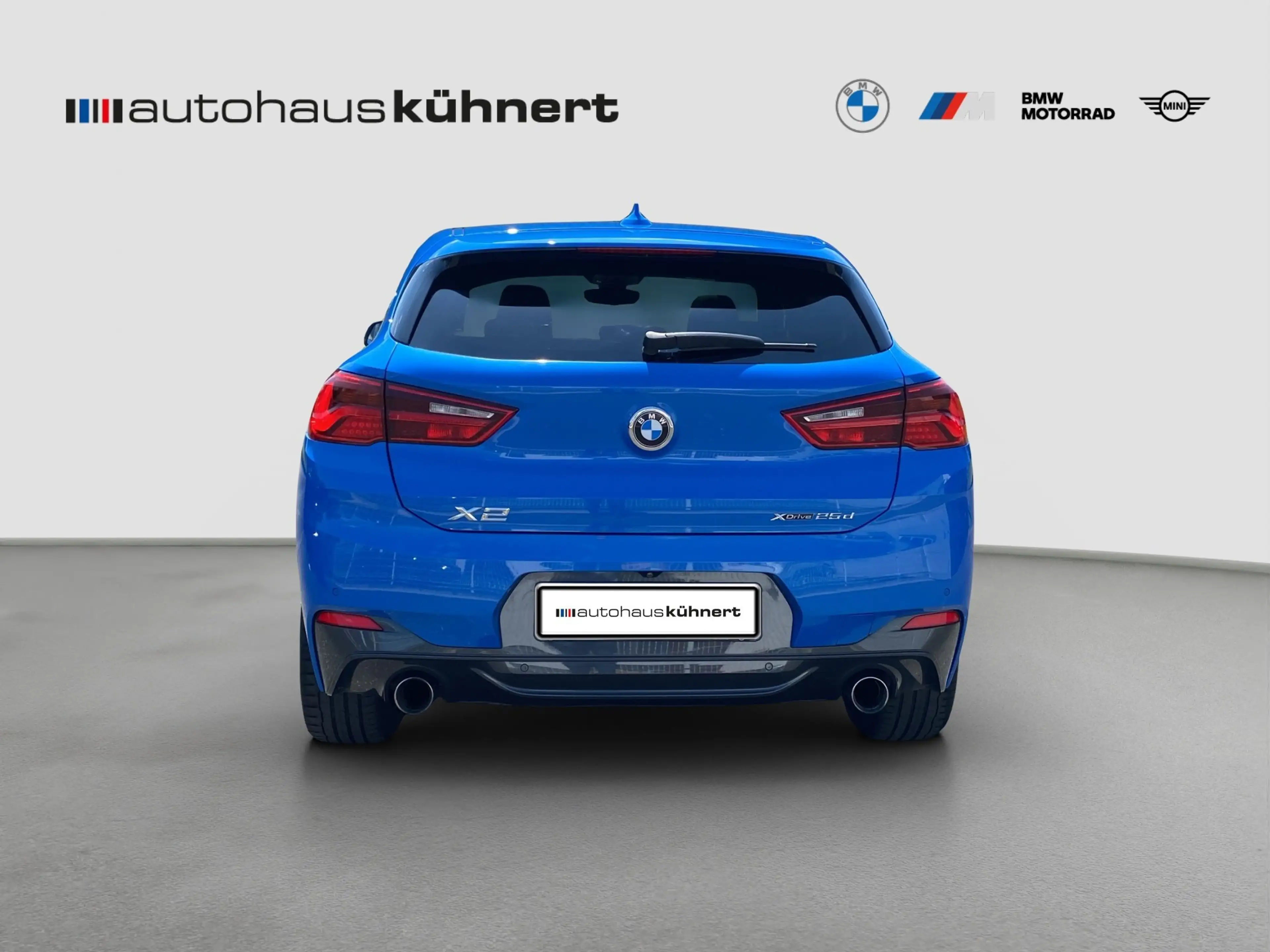 BMW X2 xDrive25d ///M-Sport LED PanoSD SpurAss HUD — photo 6