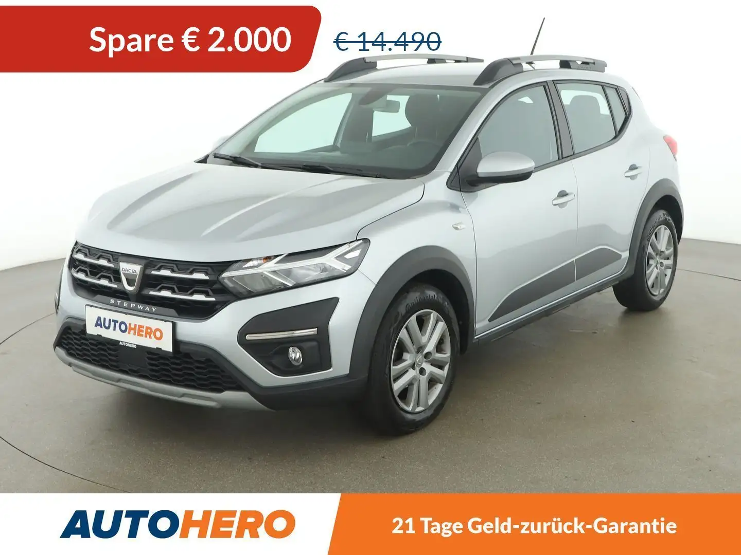 Dacia Sandero 1.0 TCe Stepway Comfort *TEMPO*KLIMA*BT*NAVI* Grau - 1