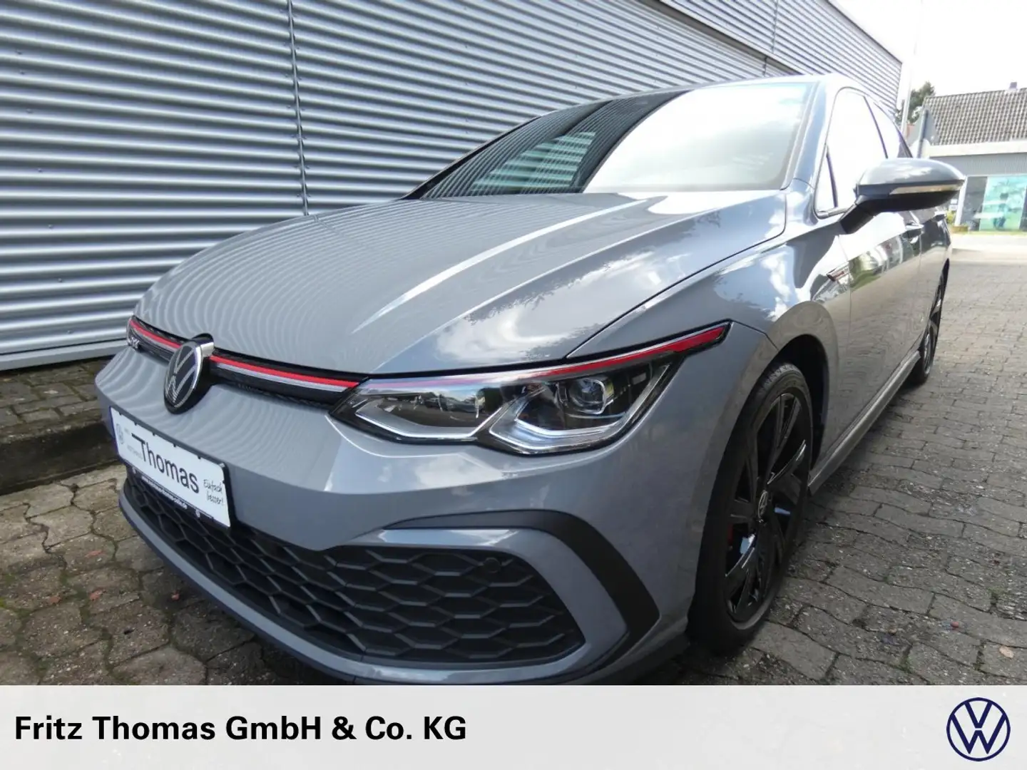 Volkswagen Golf VIII 2.0 TSI DSG GTI LED-Matrix Navi AHK RKamera Grau - 2