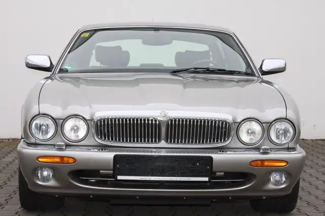 Jaguar Daimler V8 Langversion  3 Jahre Garantie