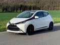 Toyota Aygo Aygo 1.0i VVT-i x-play Blanc - thumbnail 2