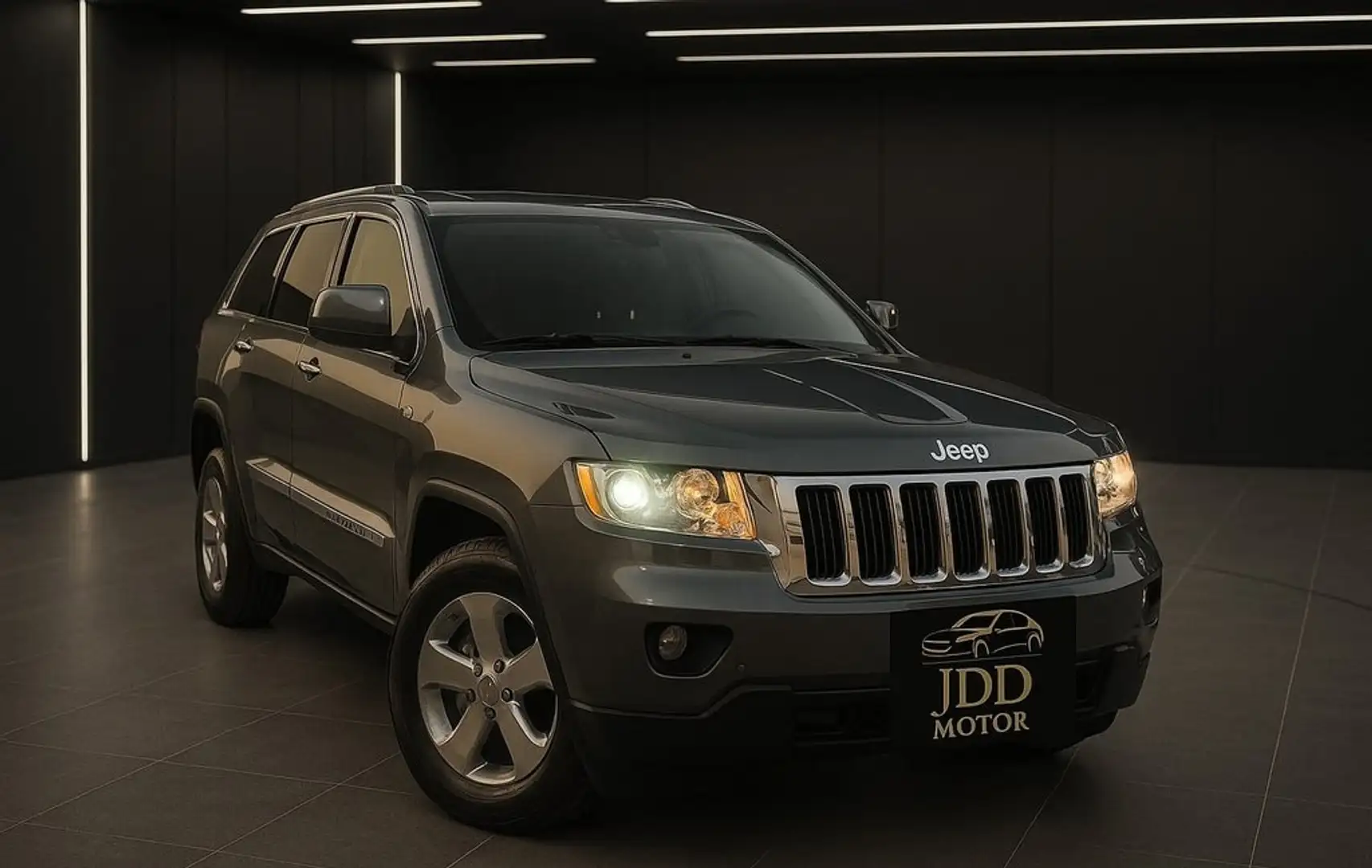Jeep Grand Cherokee 3.0 V6 CRD Limited 241 CV Gris - 1