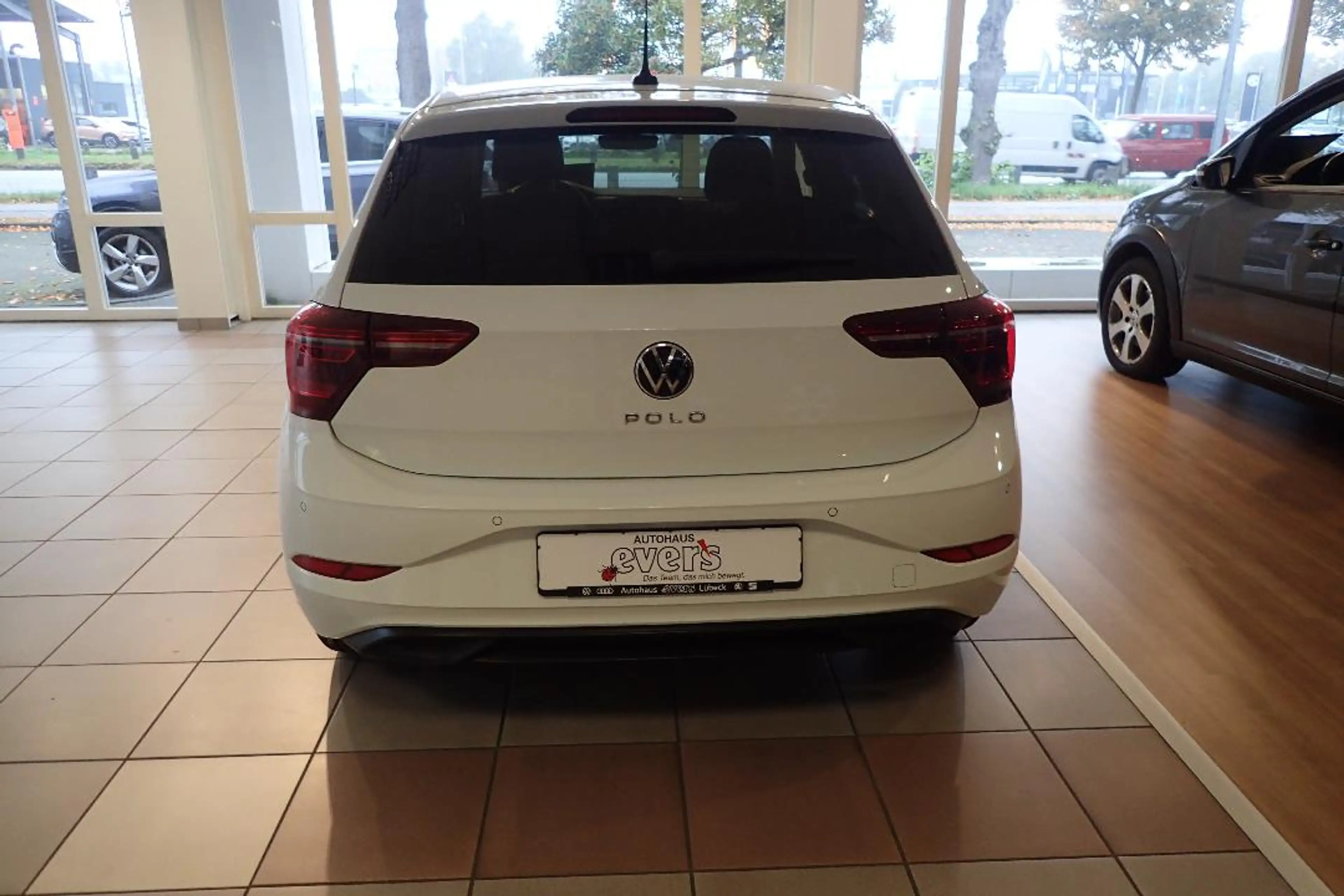 Volkswagen Polo Style TSI MATRIX-LED NAVI WINTERPAKET ACC — photo 7