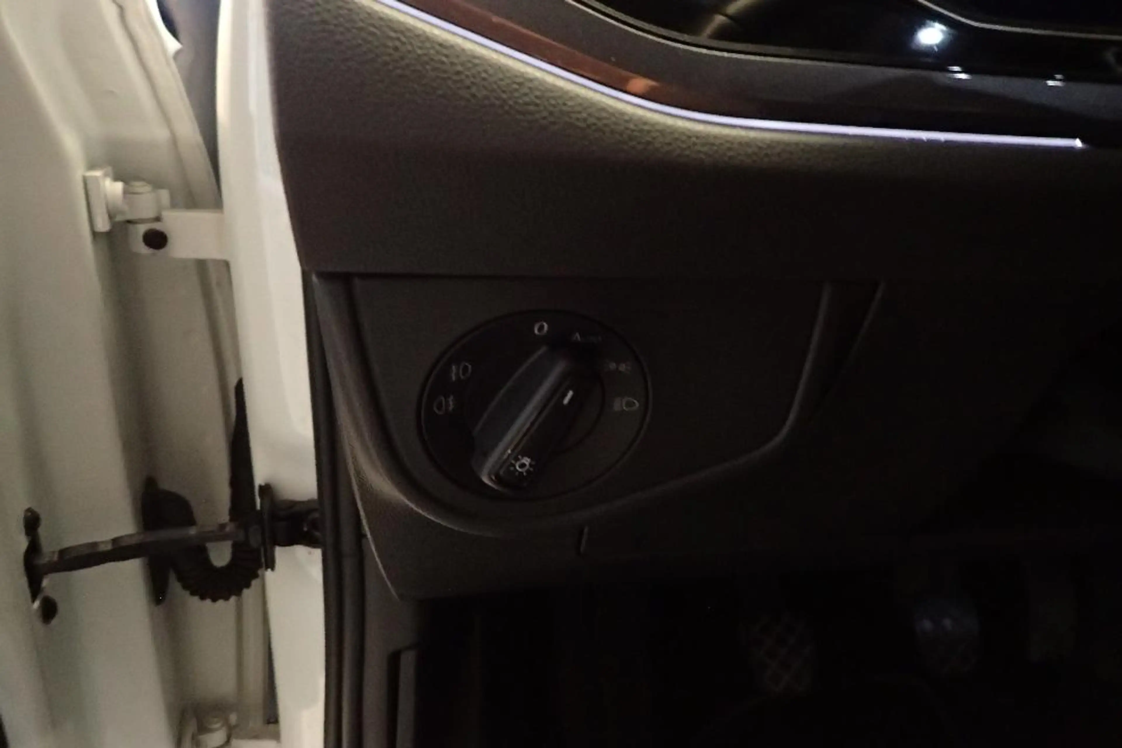 Volkswagen Polo Style TSI MATRIX-LED NAVI WINTERPAKET ACC — photo 9