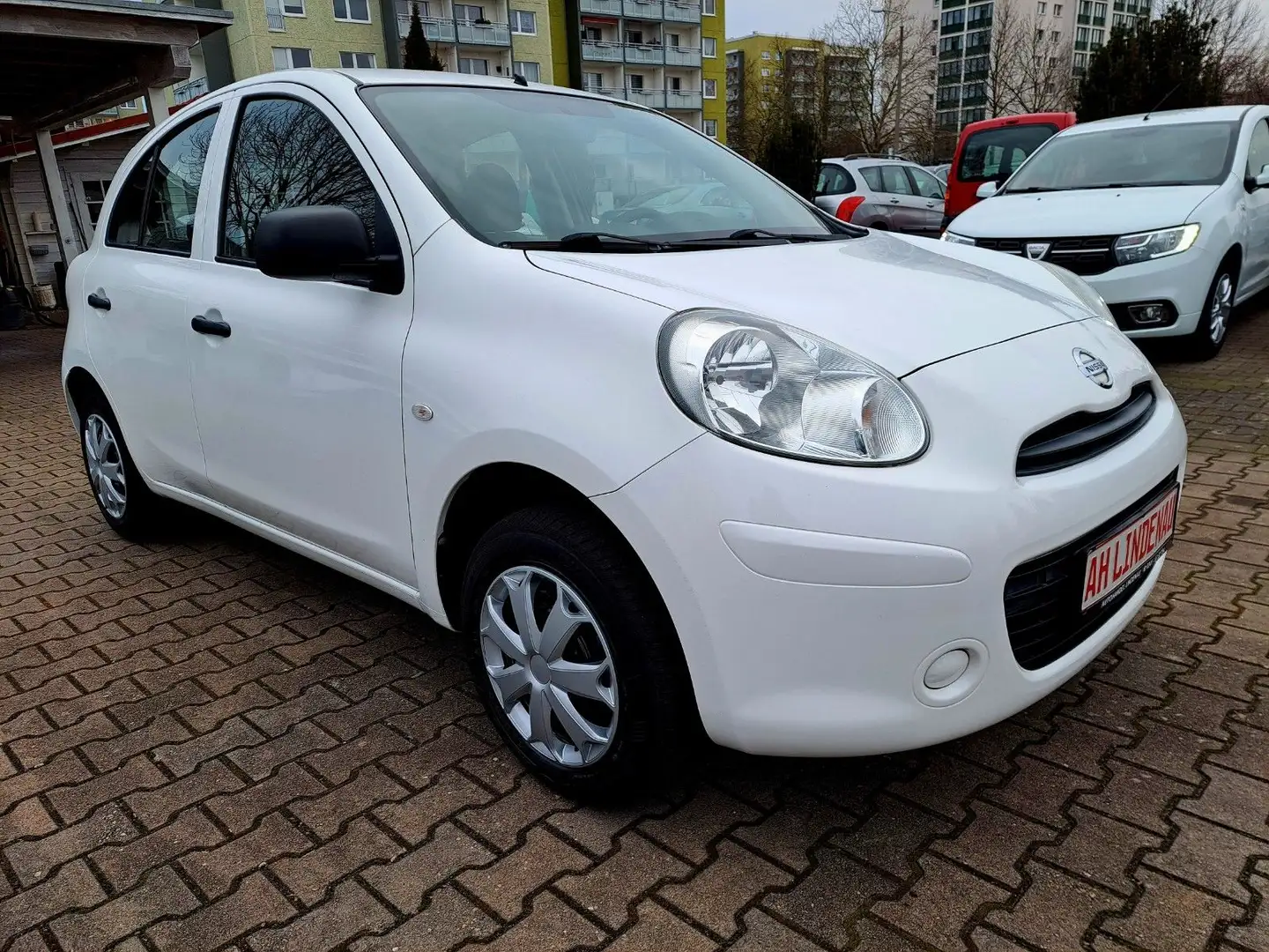 Nissan Micra Visia First Weiß - 2
