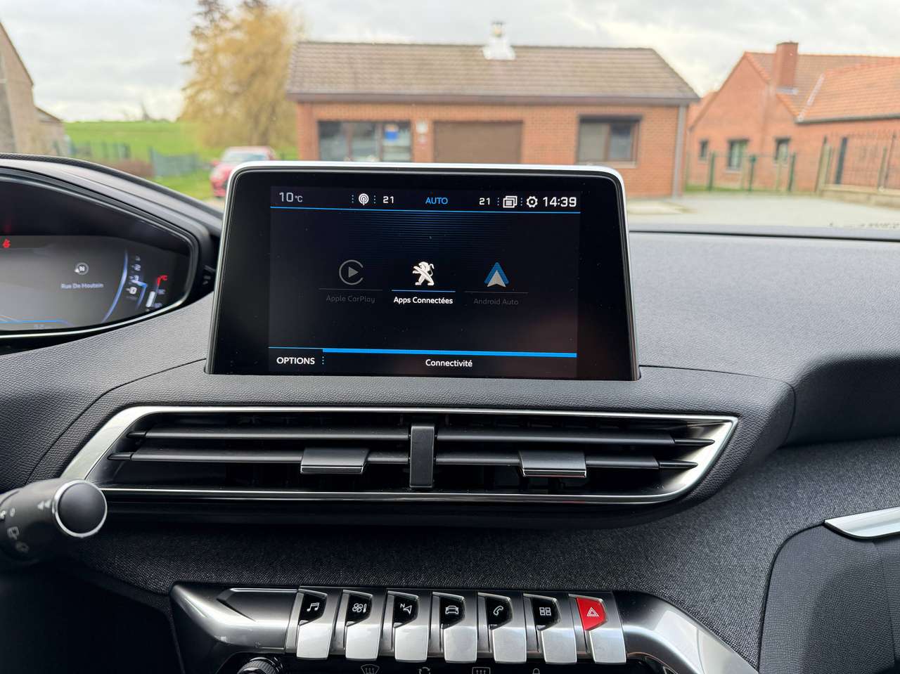 Peugeot 3008 2021 — photo 24 sur 25