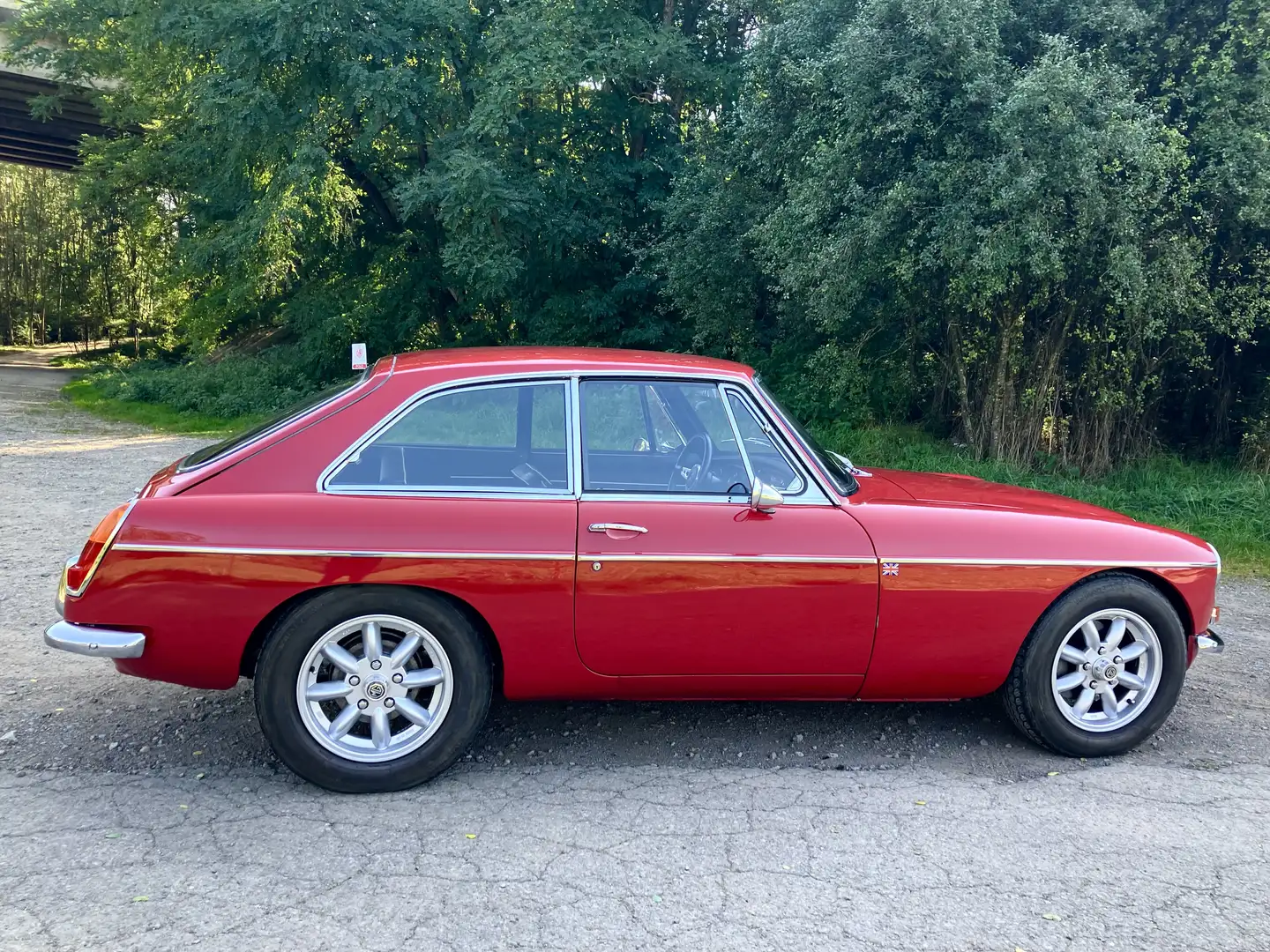 MG MGC GT LHD - 1