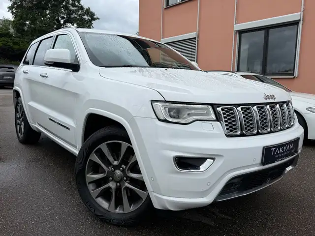Jeep Grand Cherokee 3.0 CRD Overland / 2.Hand / PANO