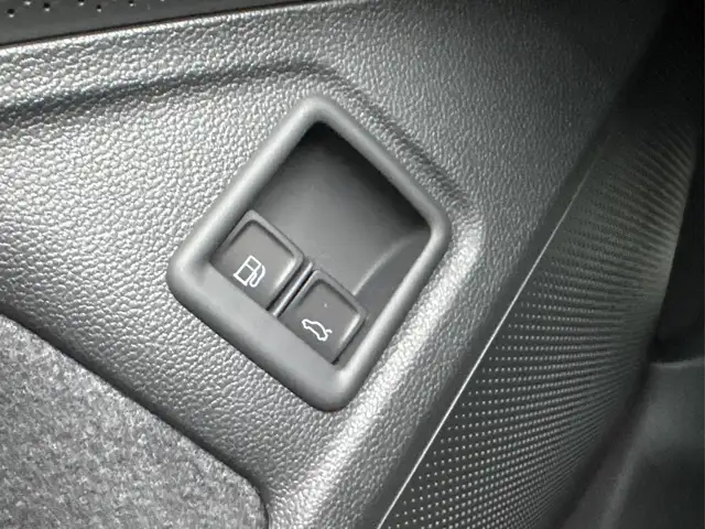 Volkswagen Passat Variant R-Line Edition Plus LEDER+PANO+AHK+MATRIX+eHK+3... Ansicht 21