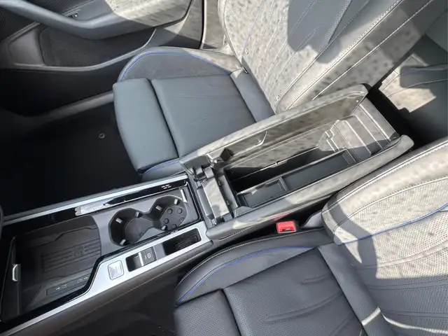 Volkswagen Passat Variant R-Line Edition Plus LEDER+PANO+AHK+MATRIX+eHK+3... Ansicht 16