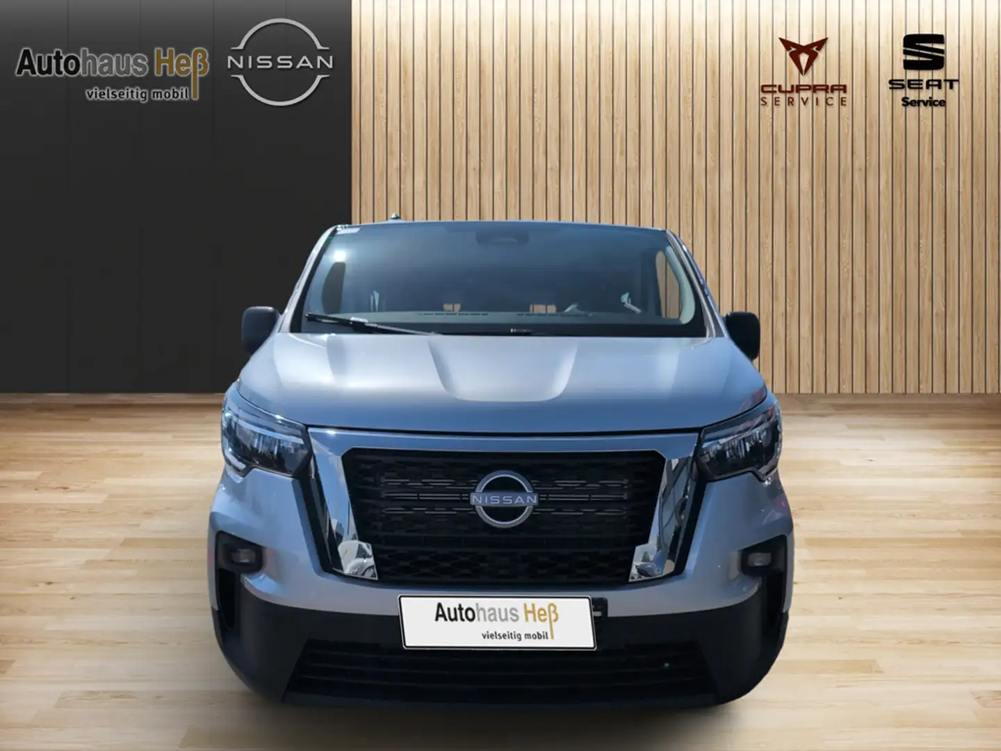 Nissan Primastar Kastenwagen 2.0 L2H1 DoKa 3,0t N-Connecta Gris - 2