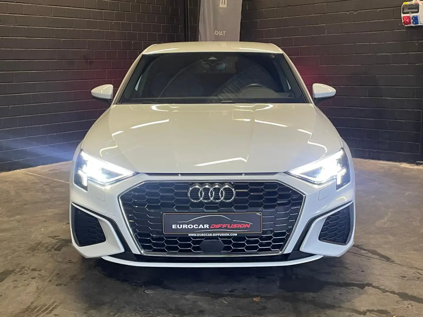 Audi A3 Sportback 40 TFSI e S-line S-tronic Blanc - 2