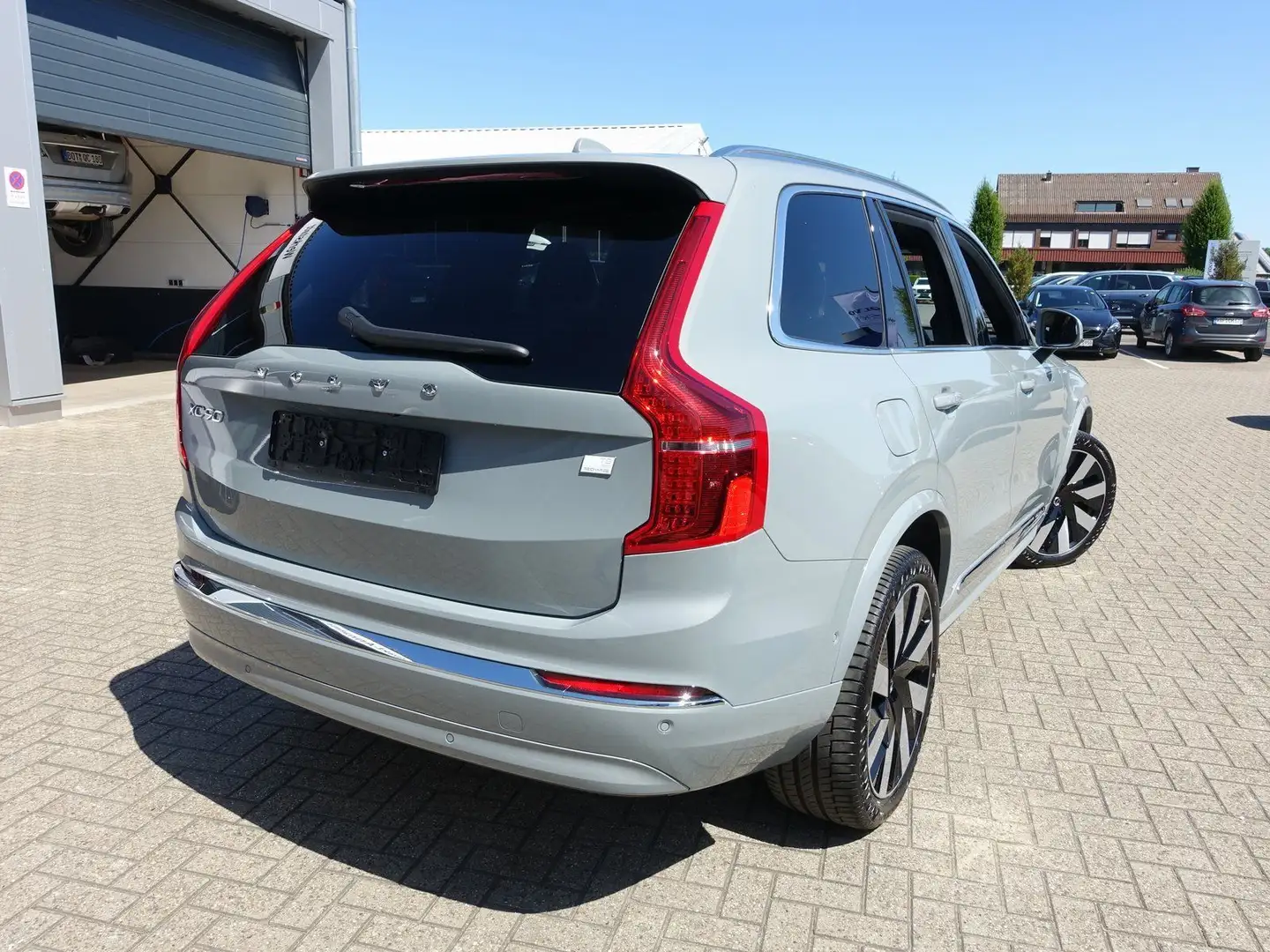 Volvo XC90 Recharge Plus T8 AWD/Pano/360°/H&K/Memory Grau - 2
