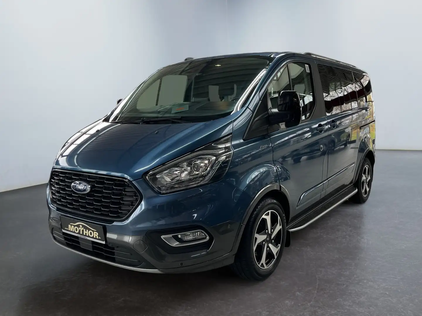 Ford Tourneo Custom Active 2.0 TDCi 320 L1 AHK Starr Modrá - 2