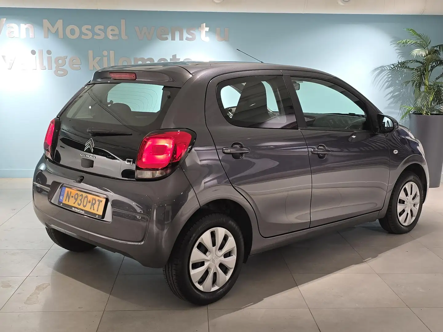 Citroen C1 1.0 VTi Feel Airco | BlueTooth | Limit Controle Šedá - 2