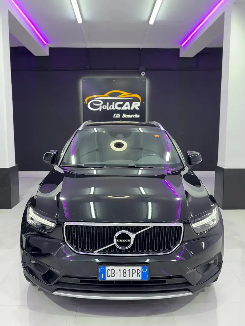 Volvo XC40 XC40 2.0 d3 Momentum auto my21 Nero - 2